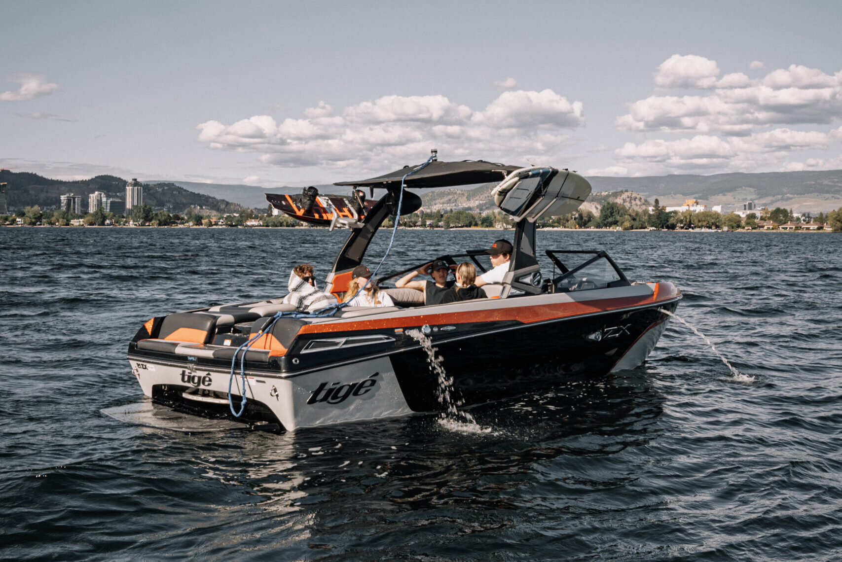 Boat Rental with Captain - Boat Charters in Kelowna